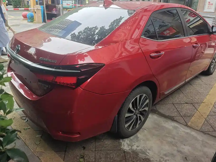 Toyota Corolla Levin 2016 1.8H GS E-CVT Elite