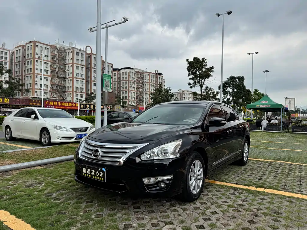 Купить Nissan Teana