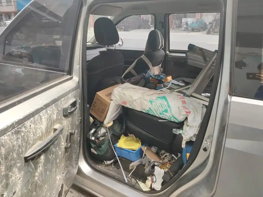 Wuling Hongguang PLUS — миниатюра 11
