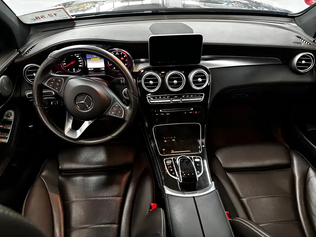 Mercedes-Benz GLC — миниатюра 10