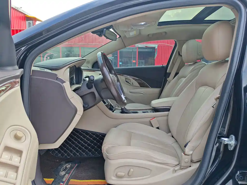 Buick LaCrosse — миниатюра 7
