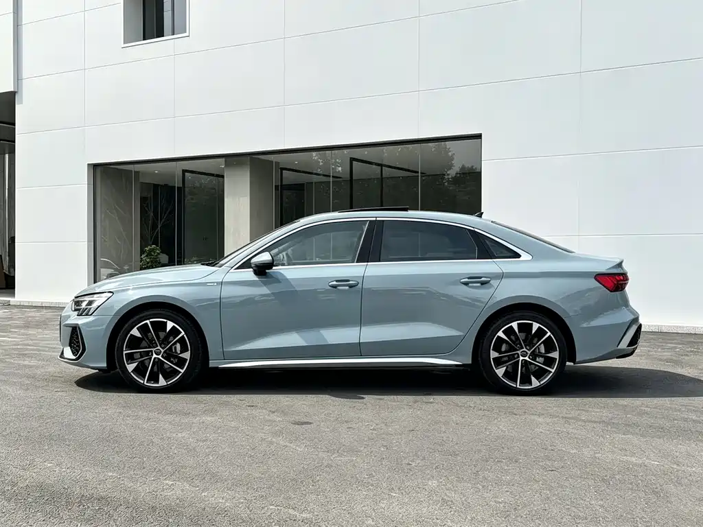 Audi A3 — миниатюра 4