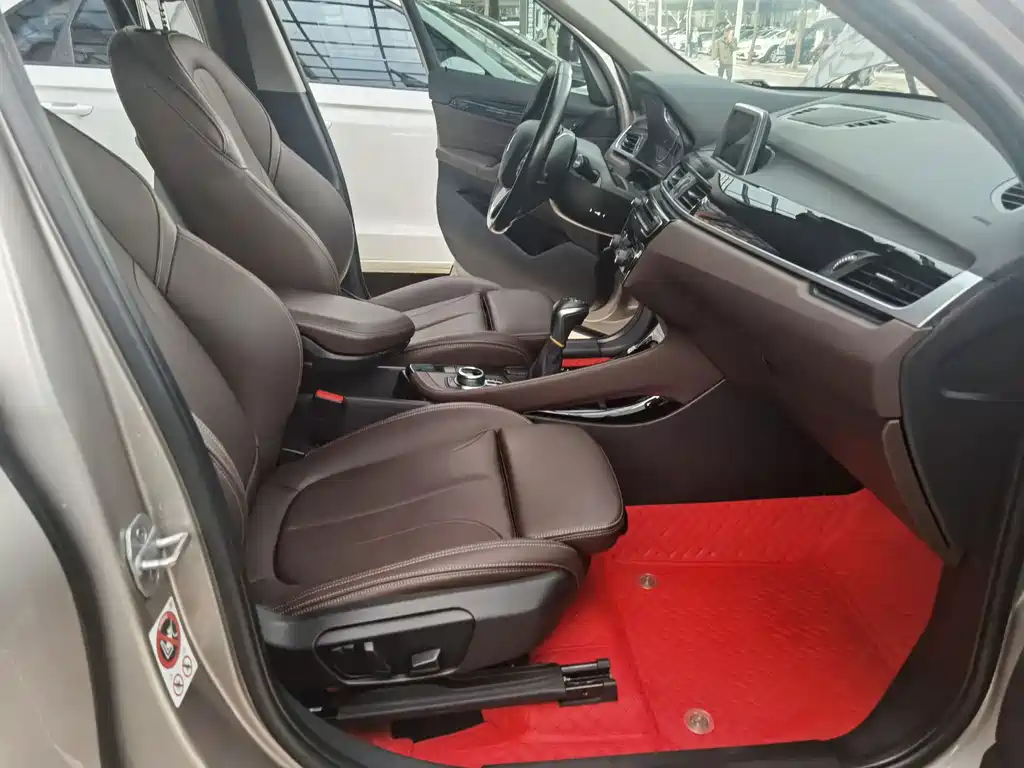 BMW X1 — миниатюра 7