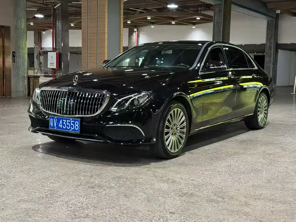 Mercedes-Benz E-Class — миниатюра 2
