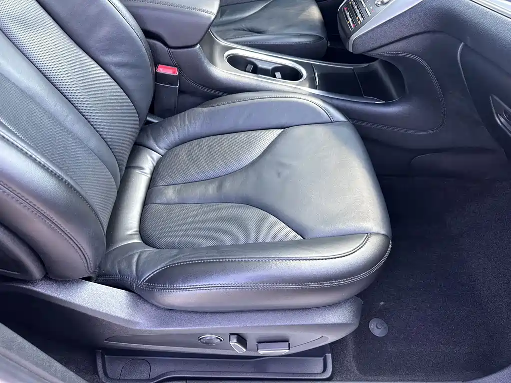 Lincoln MKC — миниатюра 9