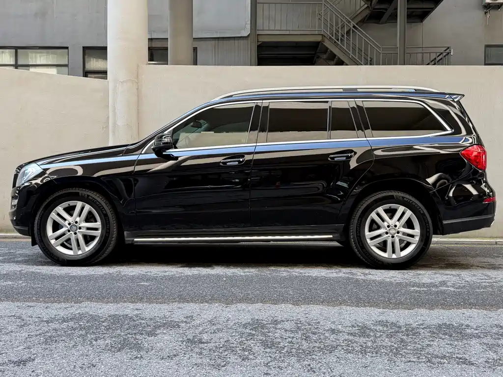 Mercedes-Benz GL-Class — миниатюра 3