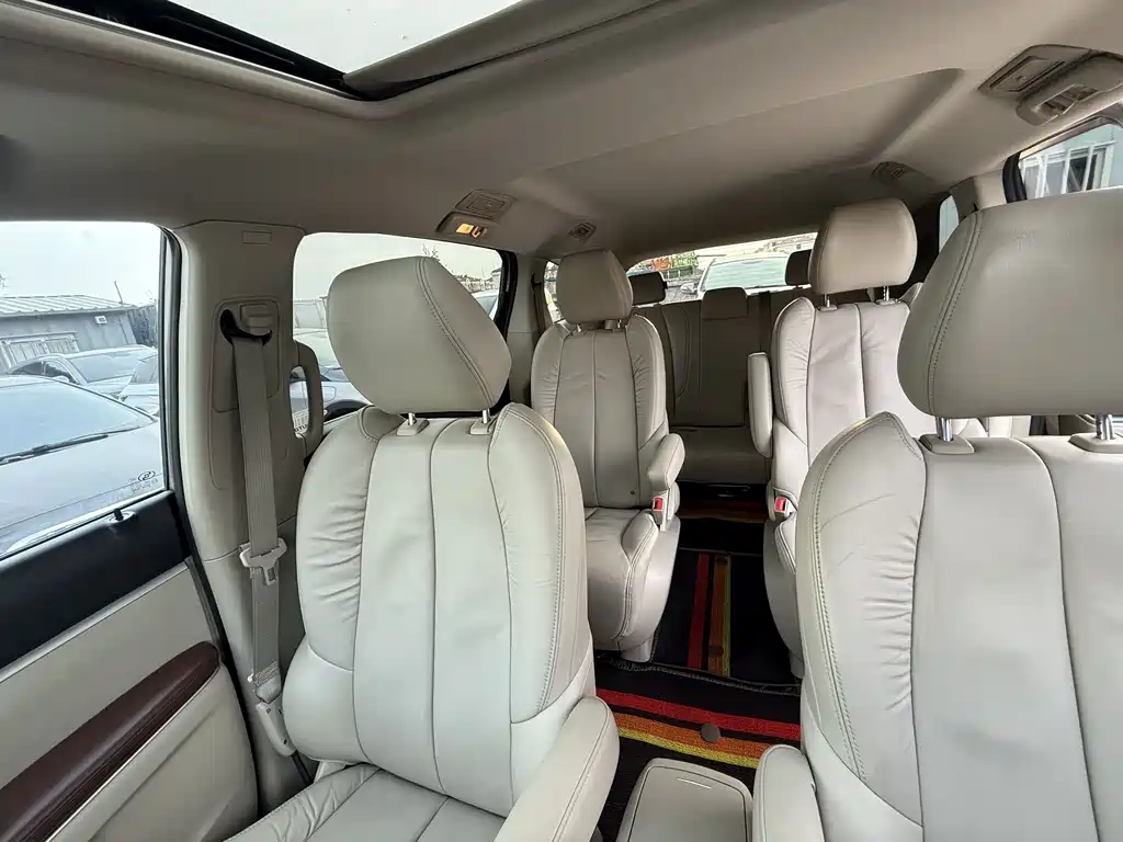 Buick GL8 2017 25S Luxury V