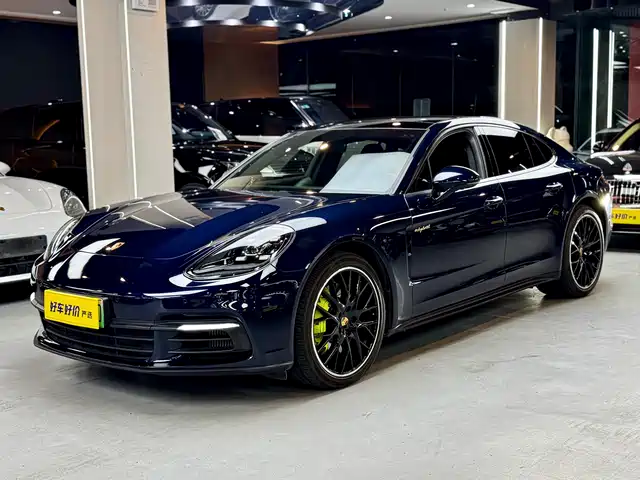 PORSCHE PANAMERA NEW ENERGY 2019