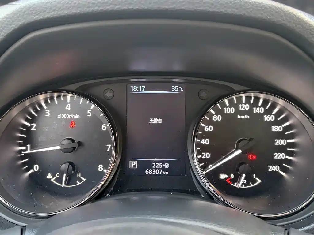 Nissan X-Trail — миниатюра 12