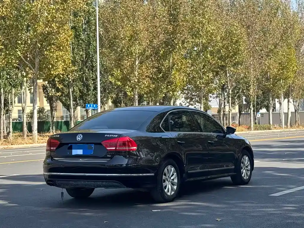 Volkswagen Passat — миниатюра 4