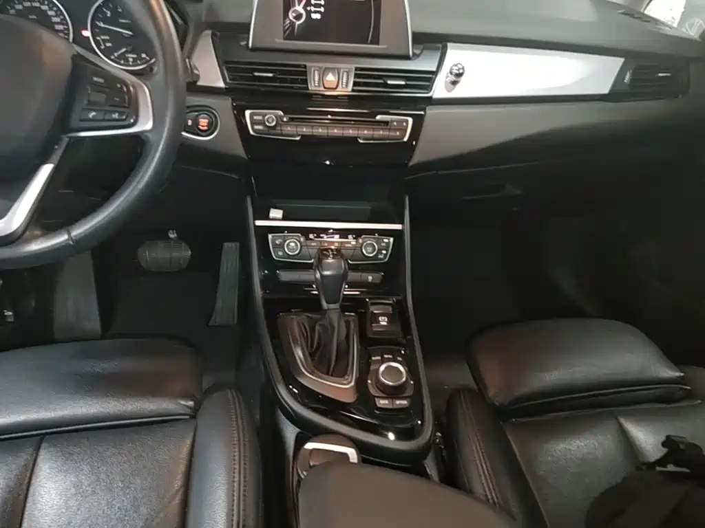 BMW 2 Series Active Tourer (Import) — миниатюра 14