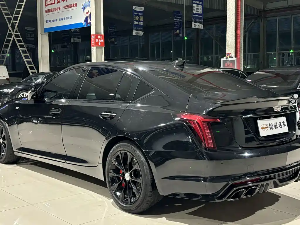 CADILLAC CT5