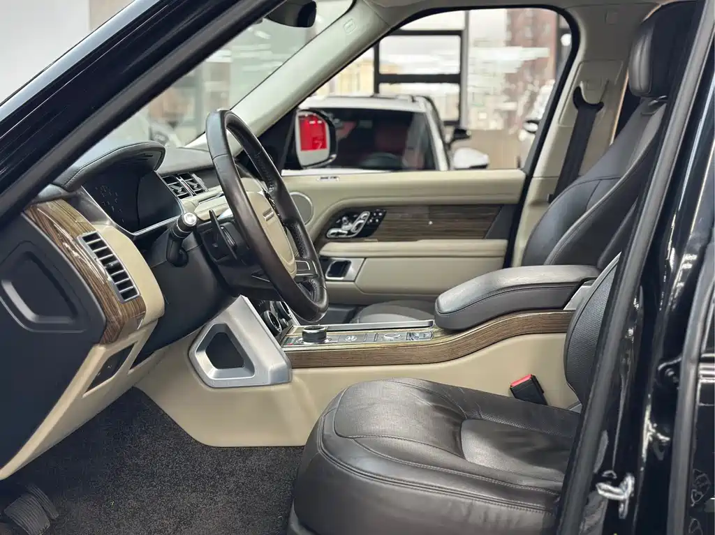Land Rover Range Rover 2018 3.0 SC V6 Vogue Long Wheelbase