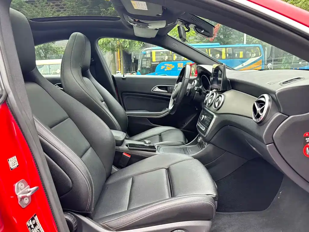Mercedes-Benz CLA (Import) — миниатюра 8