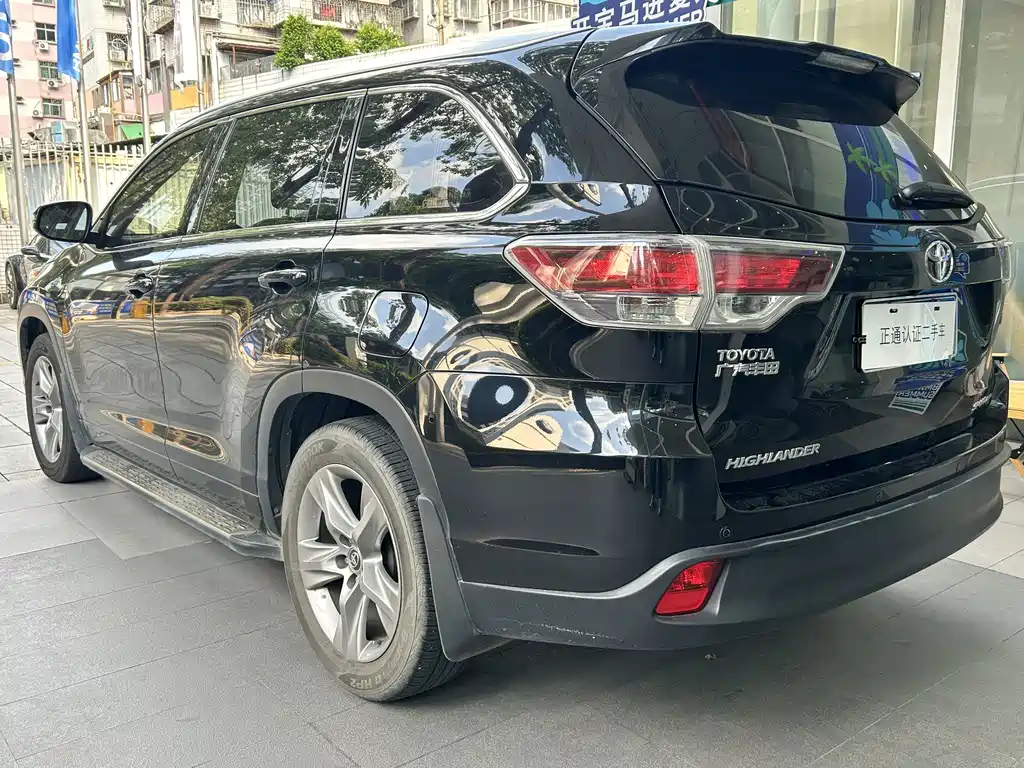Toyota Highlander — миниатюра 6