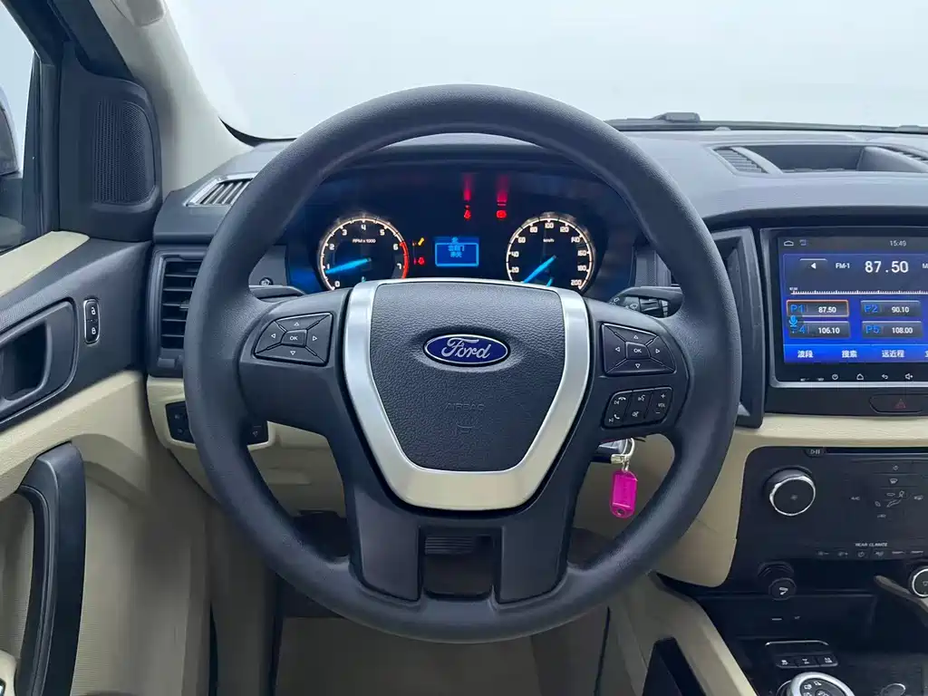Ford Everest — миниатюра 14
