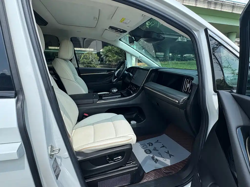 GAC Motor Trumpchi E9 — миниатюра 18
