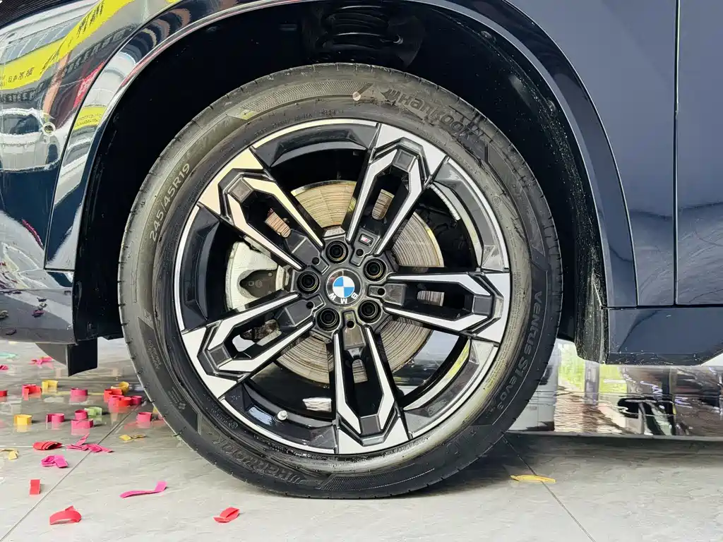 BMW X1 2025 sDrive25Li X