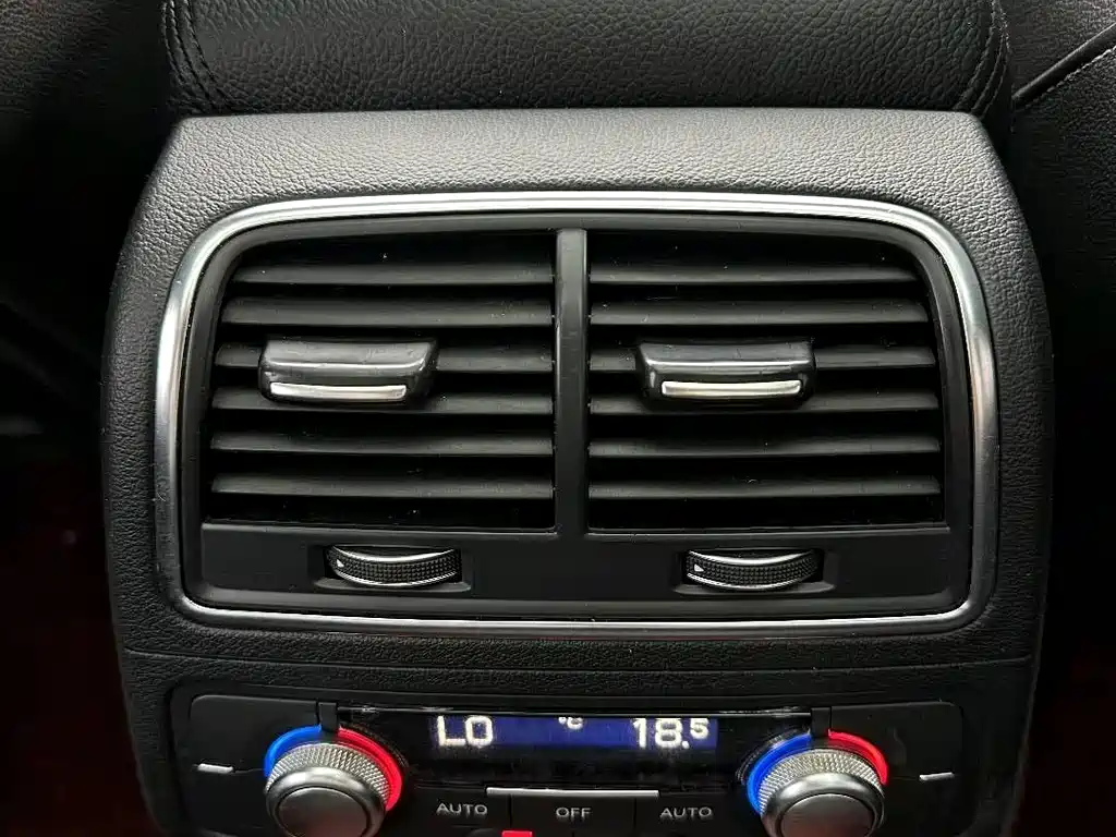 Audi A6L — миниатюра 7