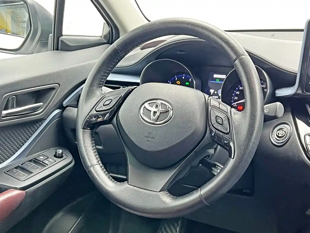 Toyota IZOA — миниатюра 20