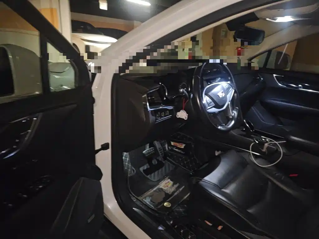 Cadillac XT5 — миниатюра 14