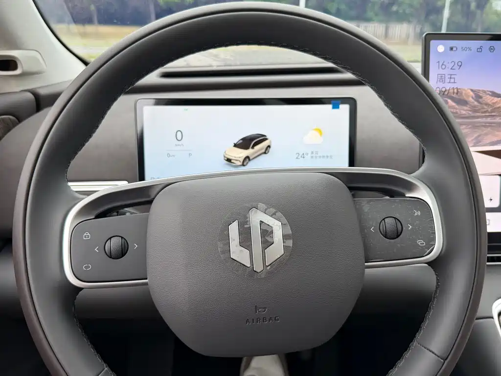 Leapmotor Leapmotor C11 — миниатюра 13