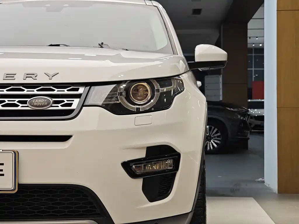 Land Rover Discovery Sport 2017 2.0T HSE