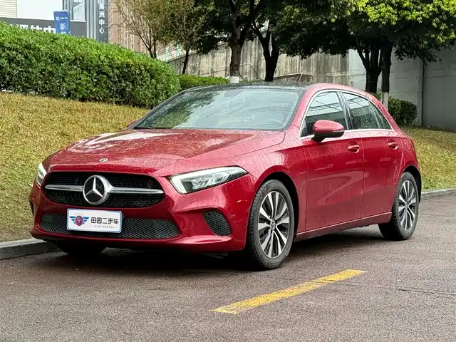 MERCEDES-BENZ A CLASS