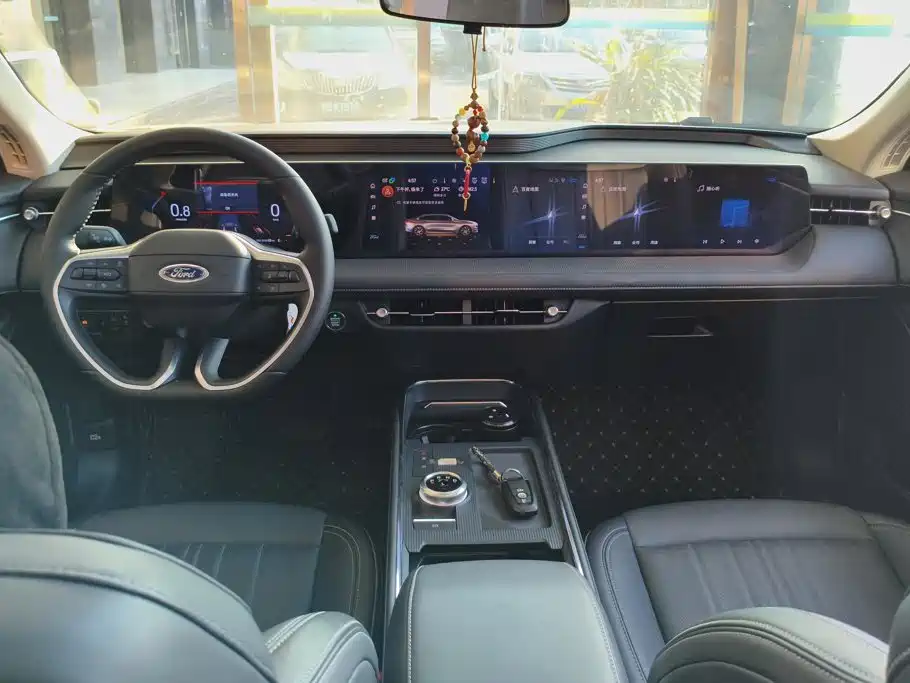Ford Mondeo — миниатюра 12