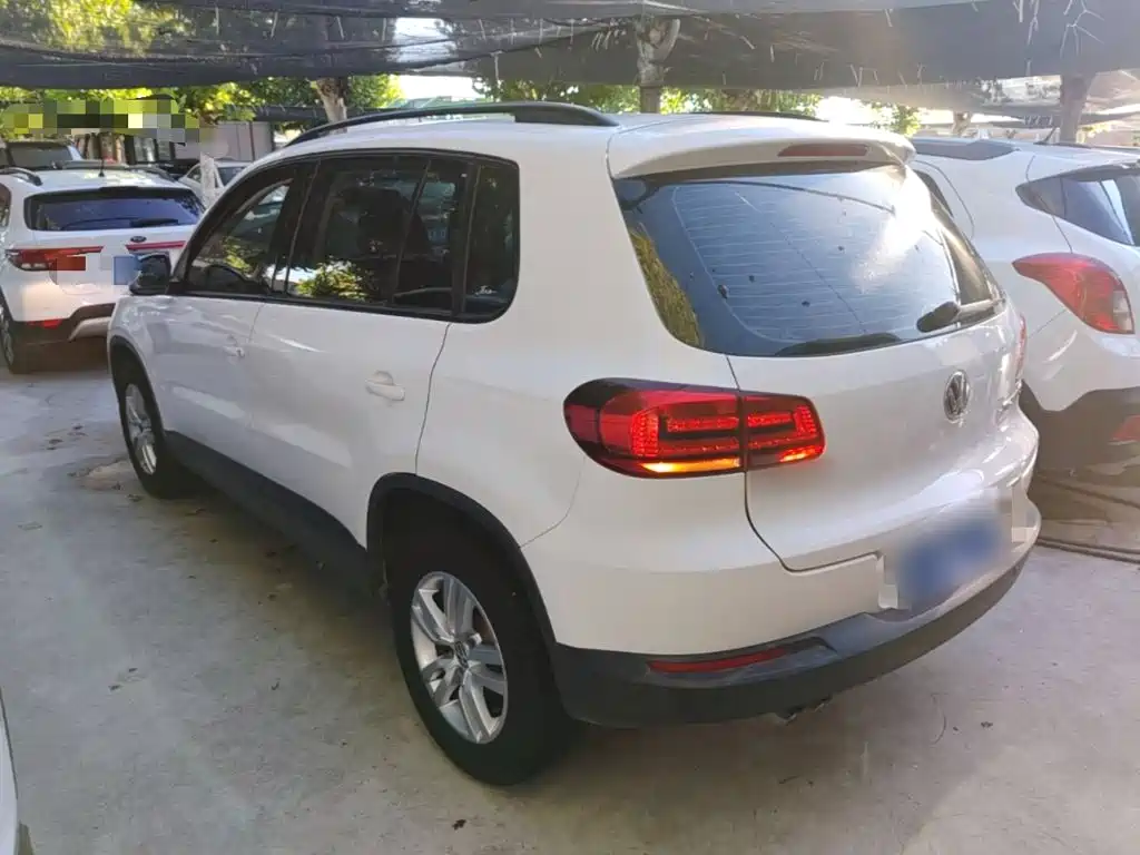 Volkswagen Tiguan — миниатюра 5