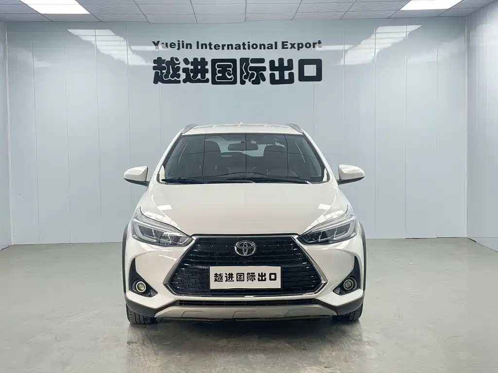 Toyota Yaris L — миниатюра 2