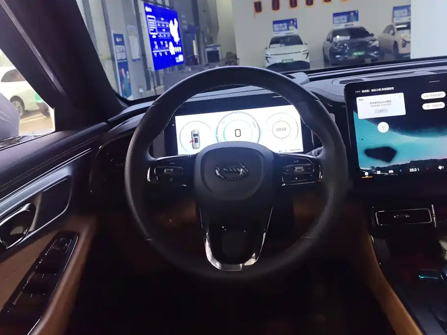 GAC Motor Trumpchi ES9 — миниатюра 15