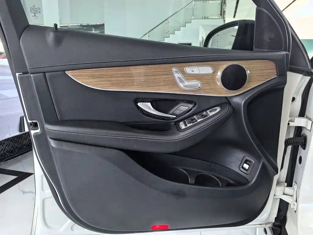 Mercedes-Benz GLC Coupe — миниатюра 4