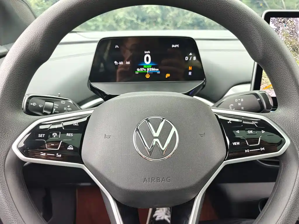Volkswagen ID.4 Crozz — миниатюра 17
