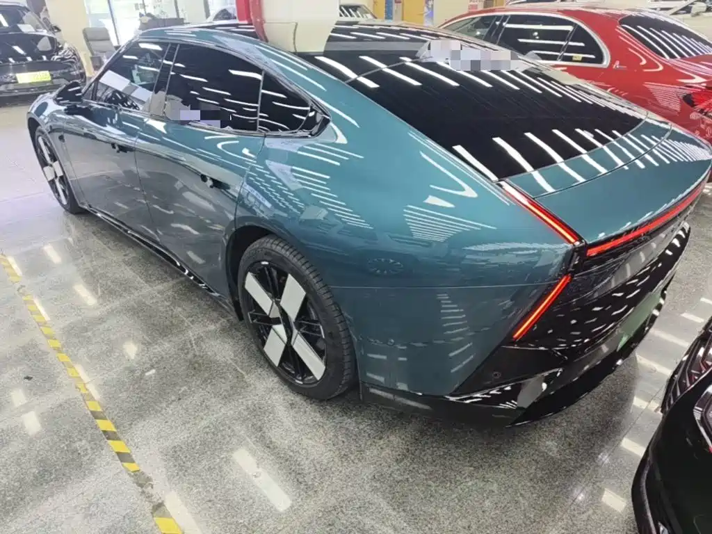 XPeng P7 — миниатюра 5