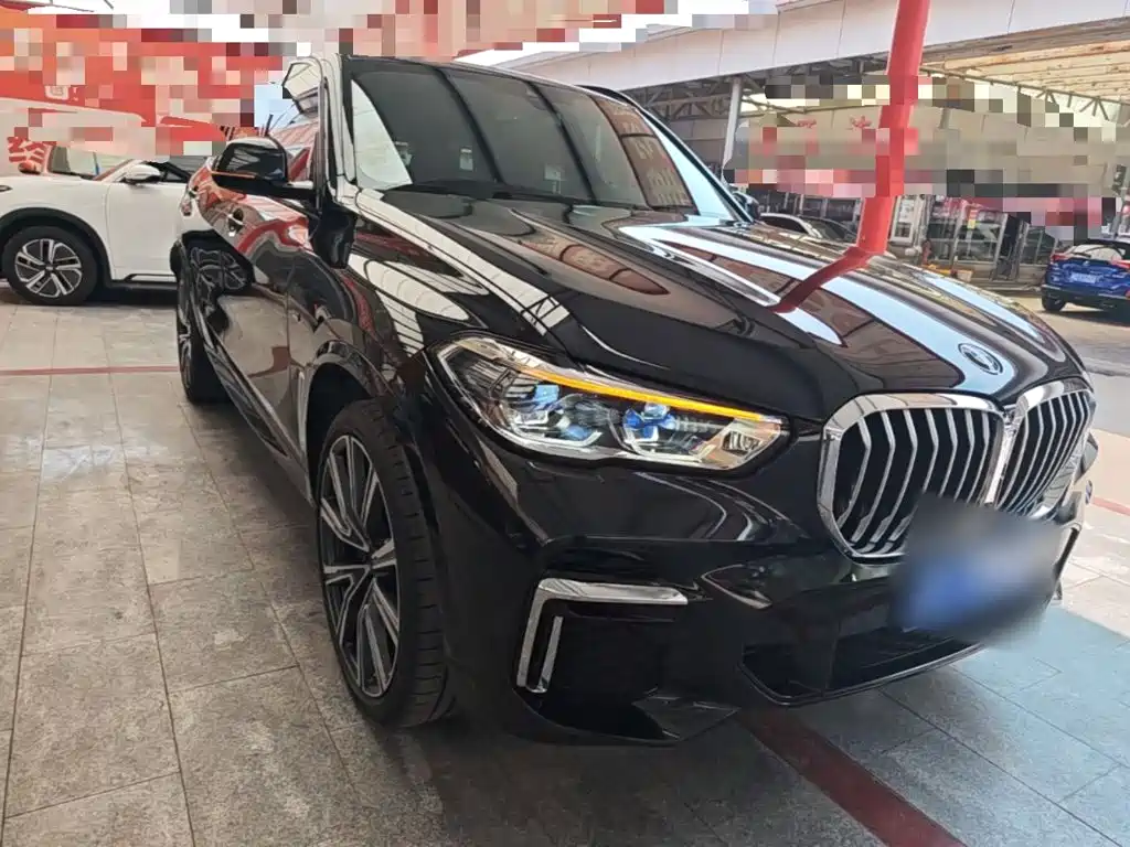 BMW X5 2022 xDrive 40Li M Sport