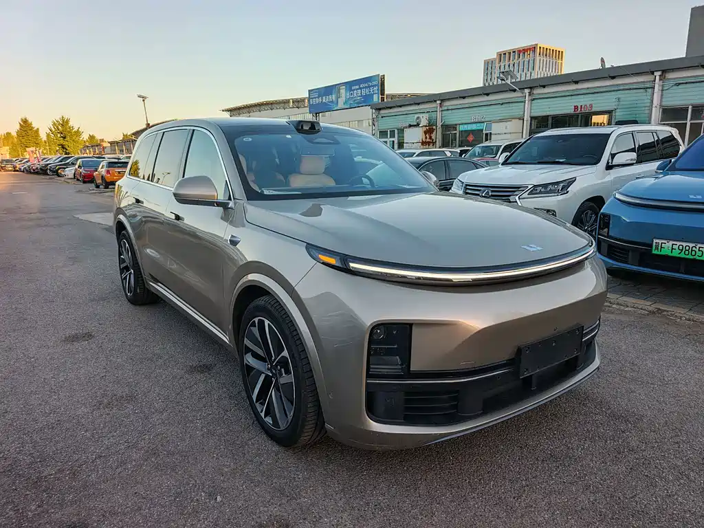 Li Auto Li L9 — миниатюра 3