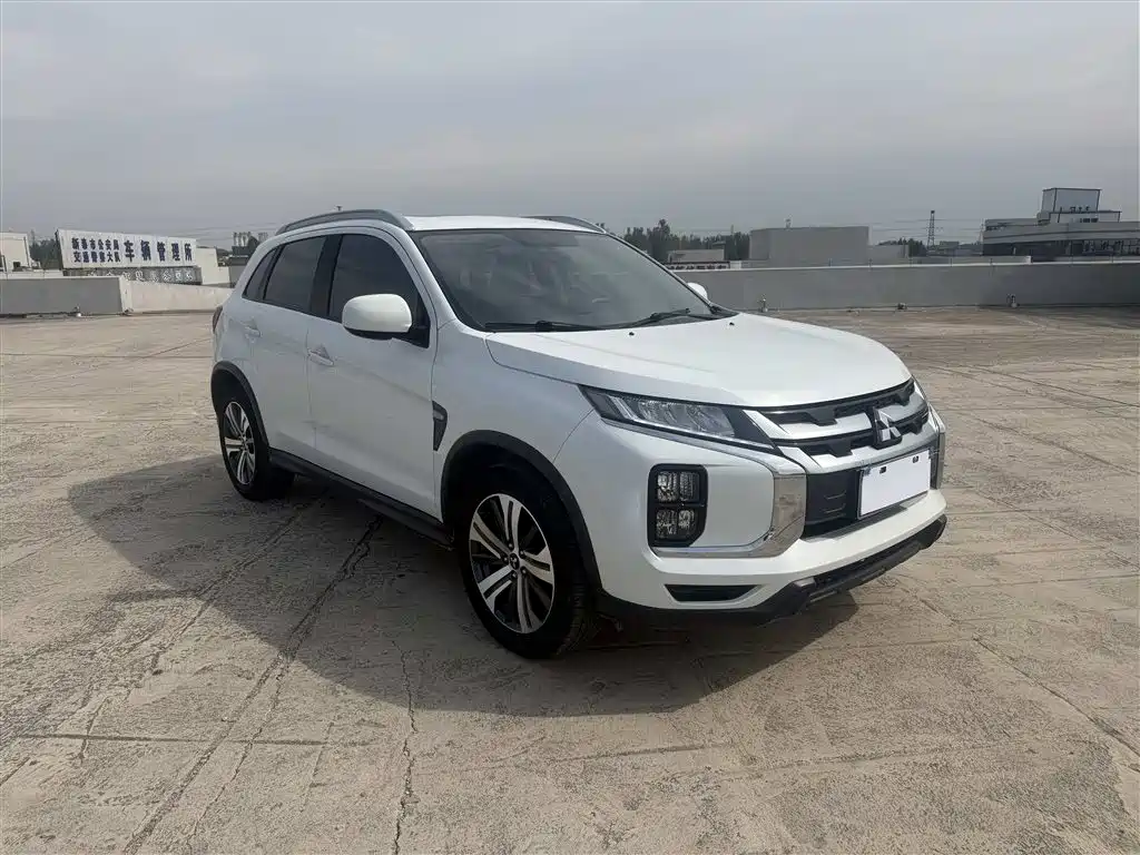Mitsubishi ASX — миниатюра 3