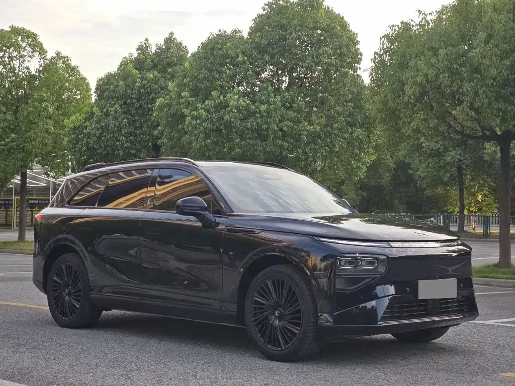 XPeng G9 — миниатюра 3