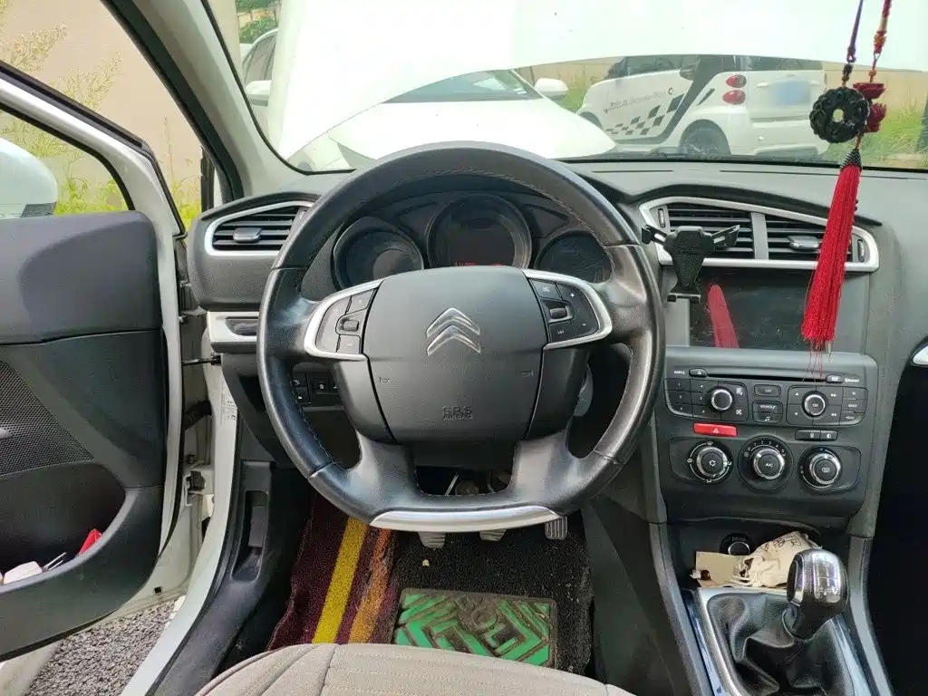 Citroen C4L — миниатюра 11