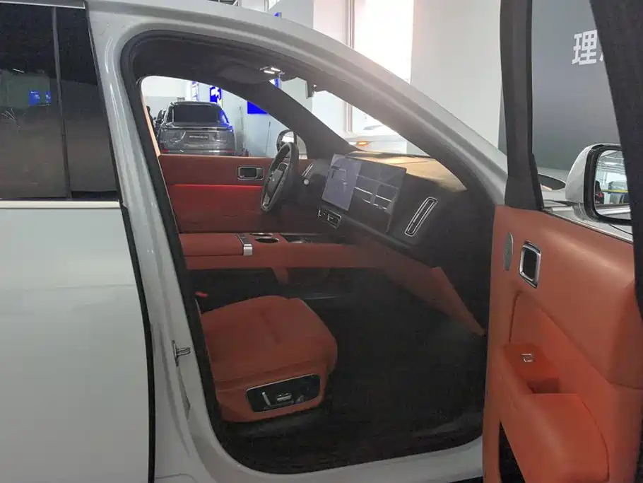 Li Auto Li L7 — миниатюра 8