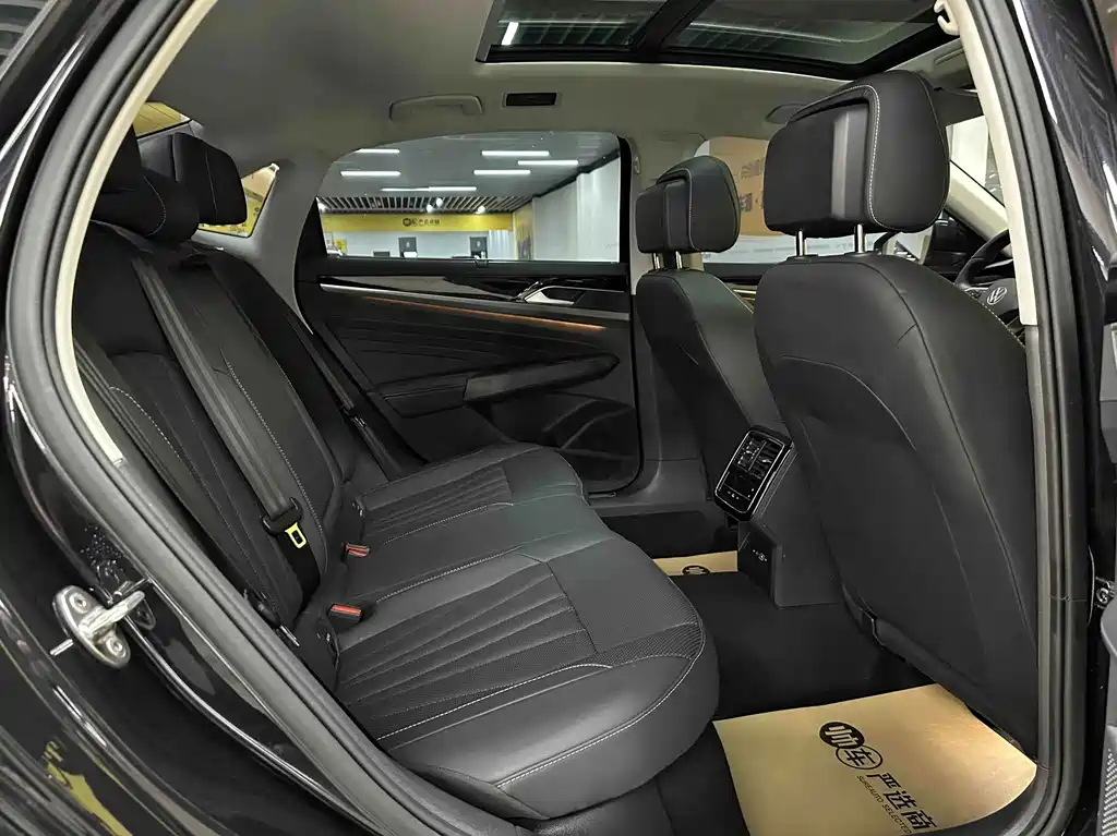 Volkswagen Passat — миниатюра 11
