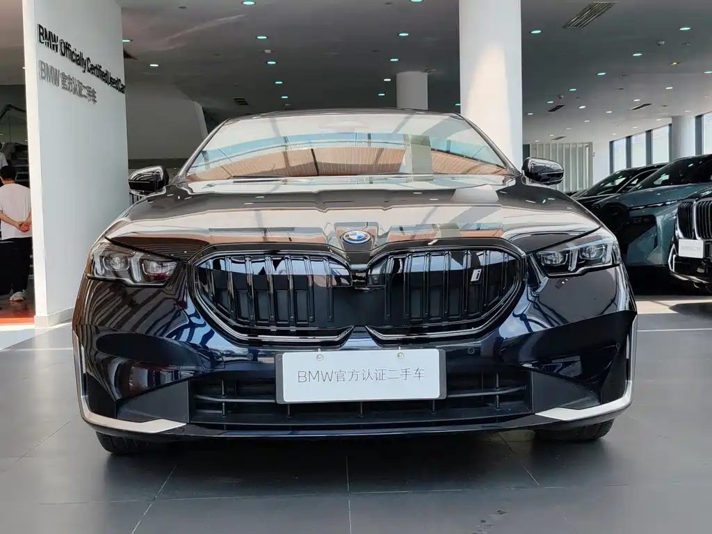 BMW i5 2024 eDrive 35L Premium M Sport