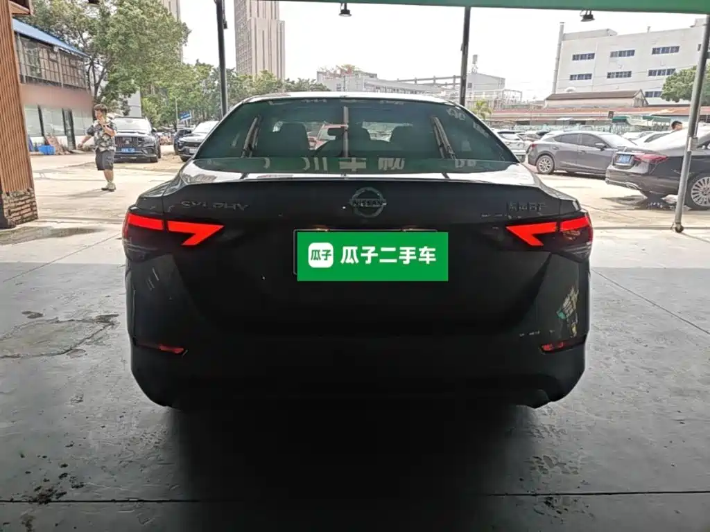 Nissan Sylphy — миниатюра 6