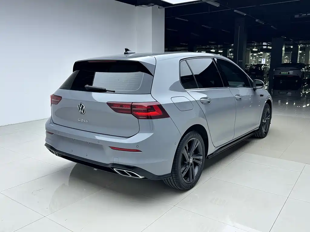 Volkswagen Golf — миниатюра 6