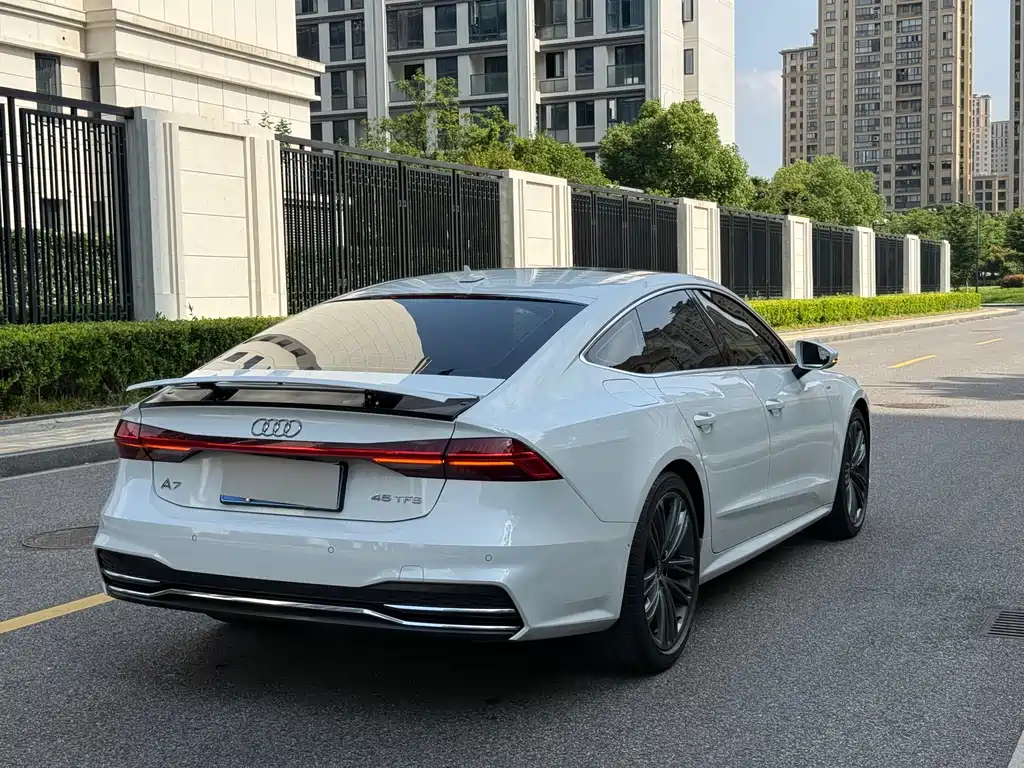 Audi A7 2023 45 TFSI