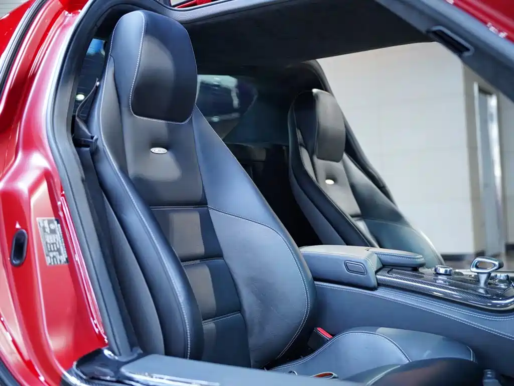Mercedes-Benz SLS AMG — миниатюра 32