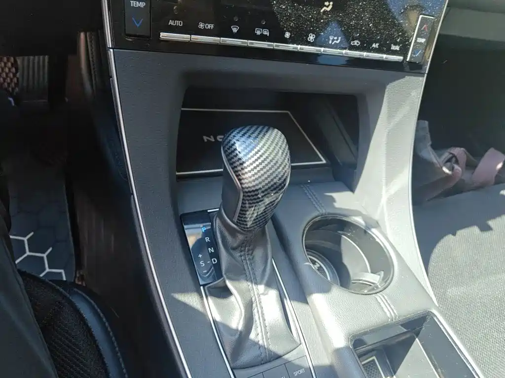 Toyota Avalon — миниатюра 7