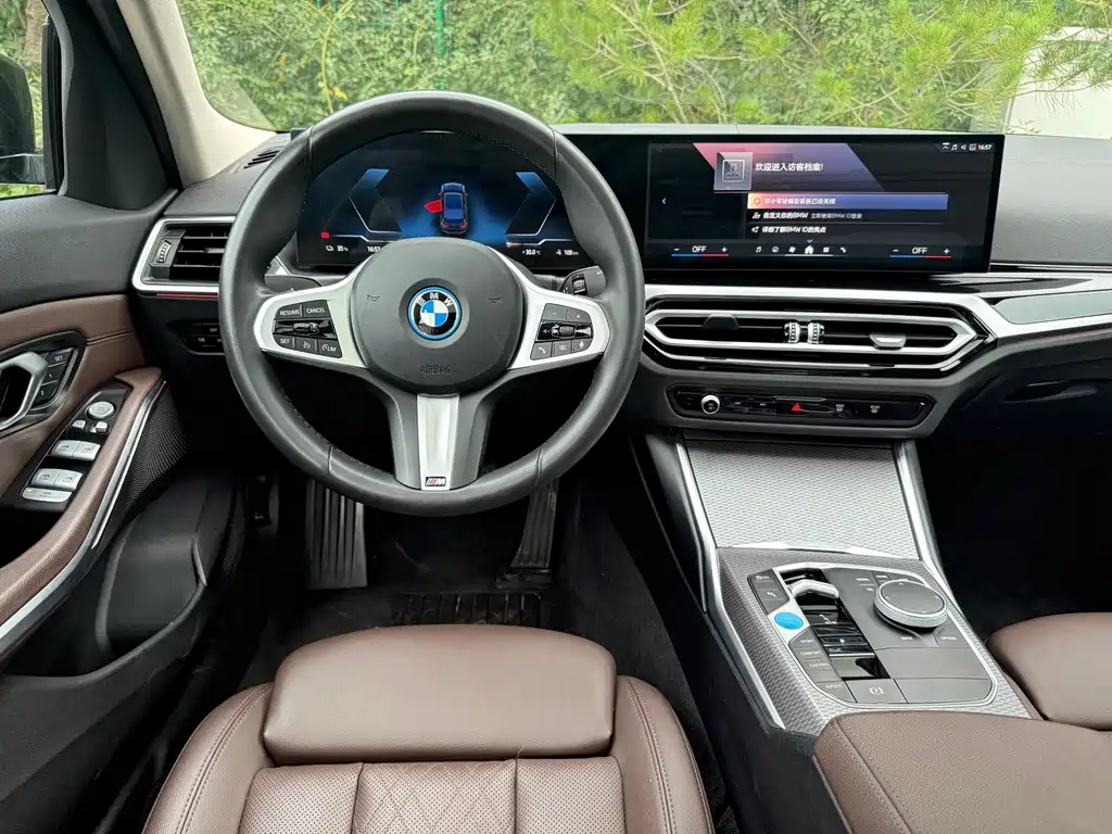 BMW i3 — миниатюра 14