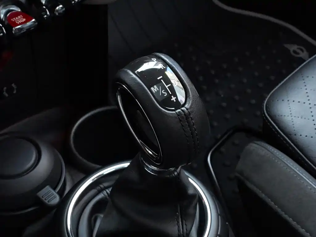 MINI Mini — миниатюра 24